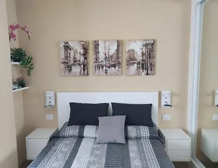 Golf Del Sur, Edificio Canadas,